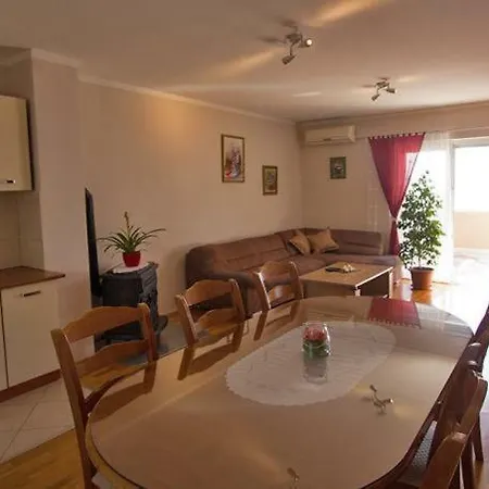 Apartman Domagoj * מסלניקה